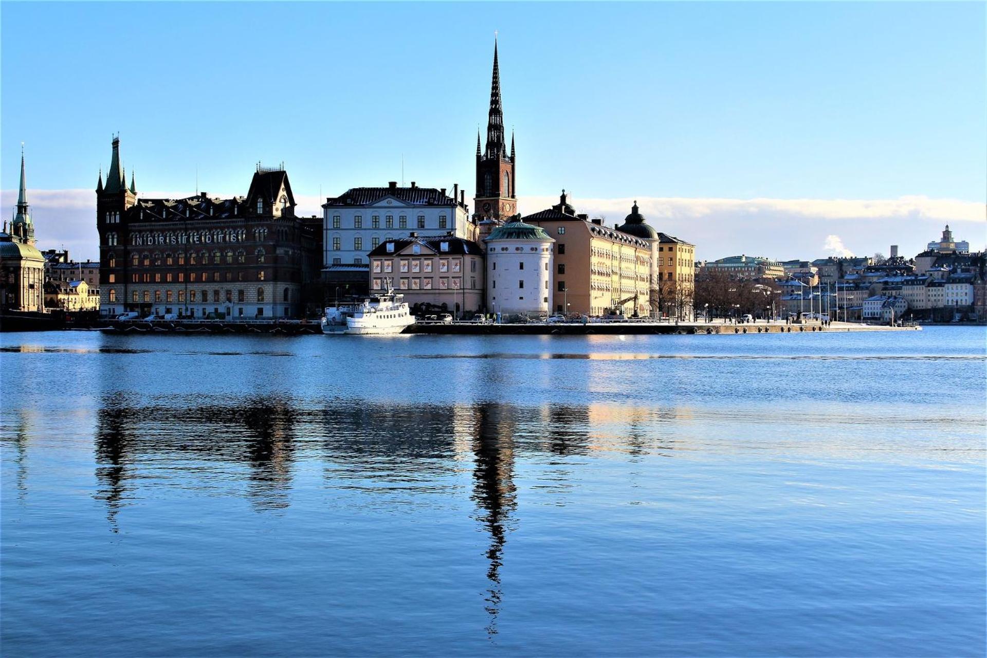 Central Apartment 5Min Drive To The Airport. Stockholm Eksteriør bilde